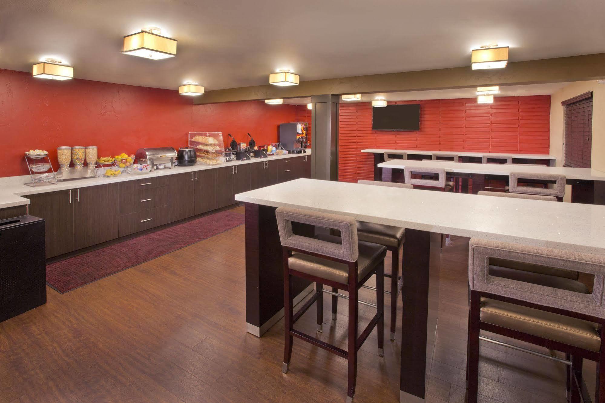 Red Lion Inn And Suites เฟเดอรัลเวย์ ภายนอก รูปภาพ